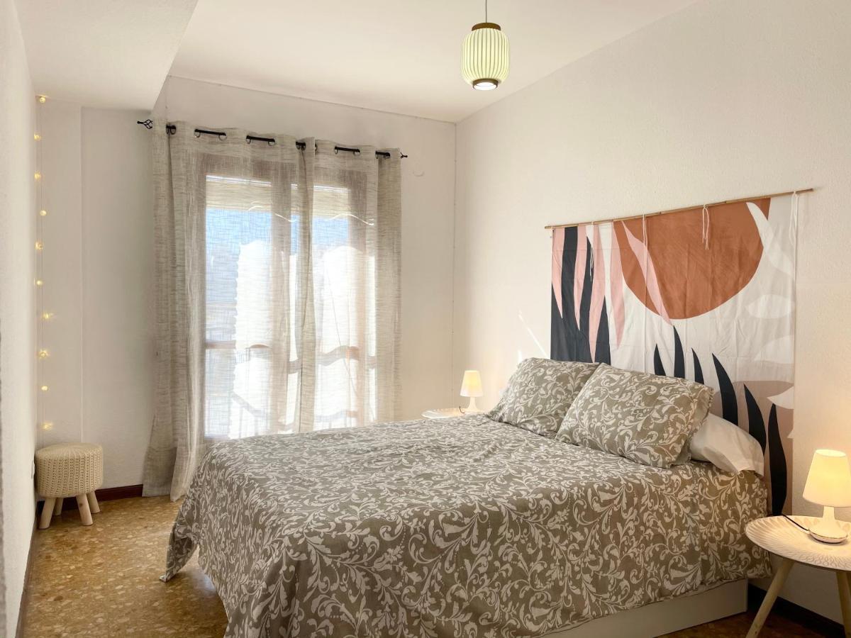 Ferienwohnung Selva La Bella. En El Corazon De Triana Sevilla Exterior foto