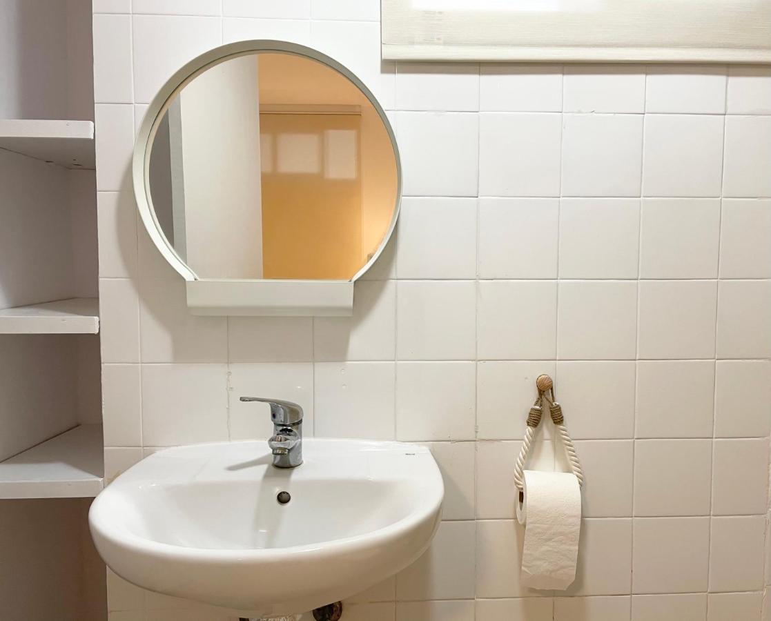Ferienwohnung Selva La Bella. En El Corazon De Triana Sevilla Exterior foto