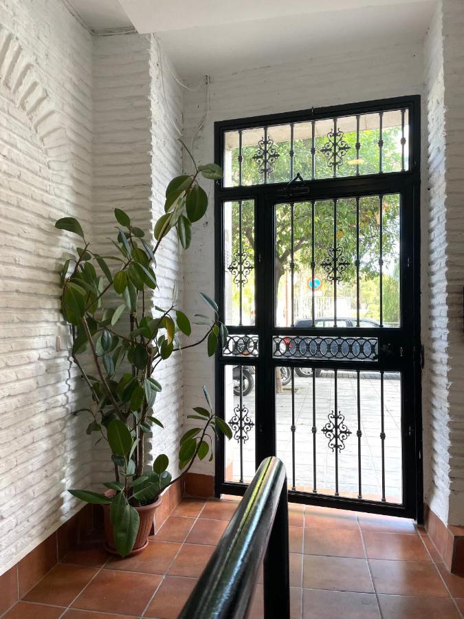 Ferienwohnung Selva La Bella. En El Corazon De Triana Sevilla Exterior foto